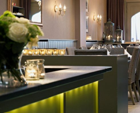 Au Petit Grand - grill restaurant